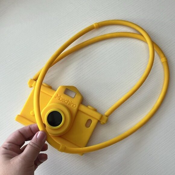 Moschino Barbie Yellow Camera Crossbody Phone Carrying Case Bag 15 Runway - Picture 9 of 11